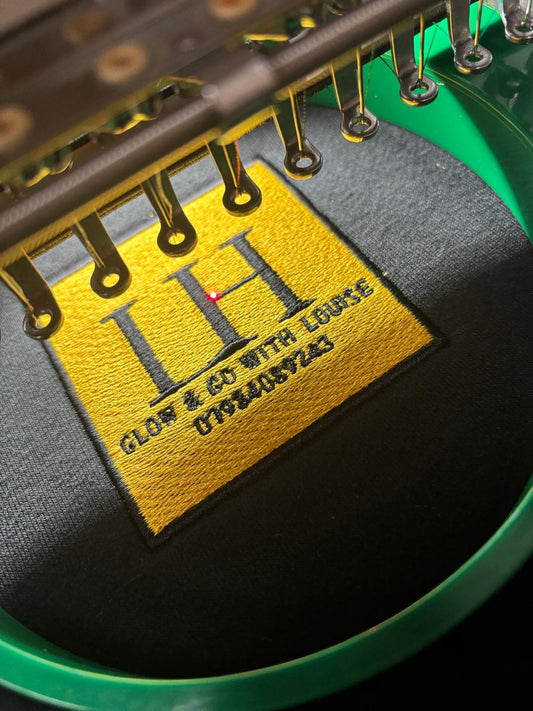 How Custom Workwear Can Improve Team Morale and Productivity